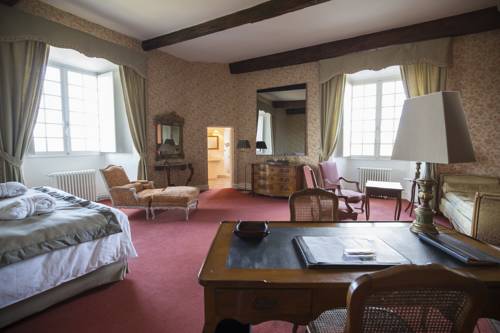 Imagen de la habitación del Hotel Ch&acirc;teau De Mercu&egrave;s. Foto 3