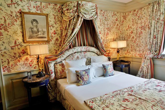 Imagen de la habitación del Hotel Ch&acirc;teau De Mirambeau. Foto 6