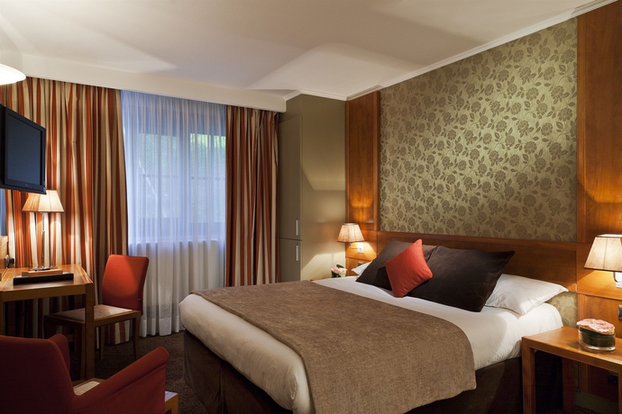 Imagen de la habitación del Hotel Château De Montvillargenne. Foto 5