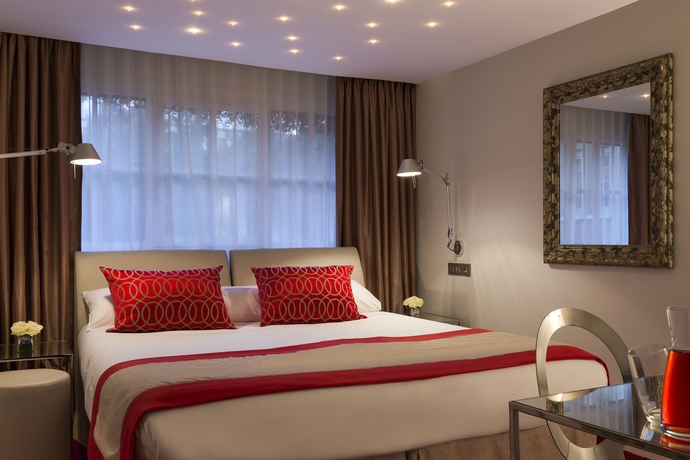 Imagen de la habitación del Hotel Château De Montvillargenne. Foto 12