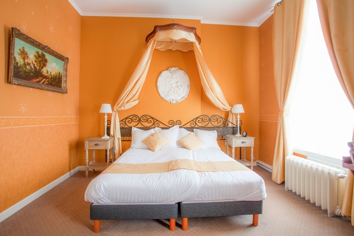 Imagen de la habitación del Hotel Ch&acirc;teau De Moulin Le Comte. Foto 5