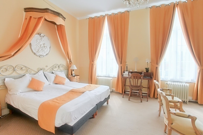 Imagen de la habitación del Hotel Ch&acirc;teau De Moulin Le Comte. Foto 8