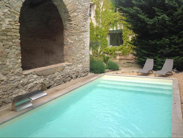 Imagen de la piscina del Hotel Château De Siran. Foto 10