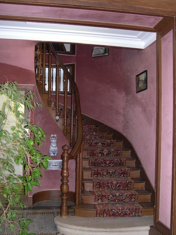 Imagen de los interiores del Hotel Ch&acirc;teau Des Bondons Ei. Foto 17