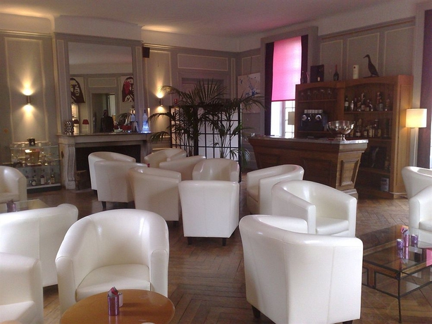 Imagen de los interiores del Hotel Château Des Sept Tours. Foto 15