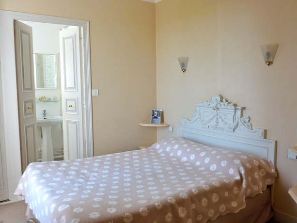 Imagen de la habitación del Hotel Ch&acirc;teau Des Tertres. Foto 5