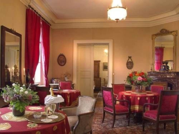 Imagen del bar/restaurante del Hotel Ch&acirc;teau Des Tertres. Foto 2
