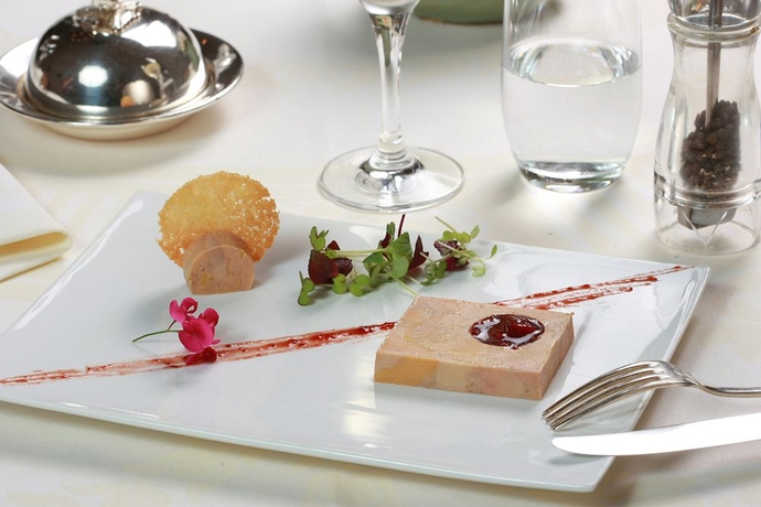 Imagen del bar/restaurante del Hotel Château D'isenbourg. Foto 4