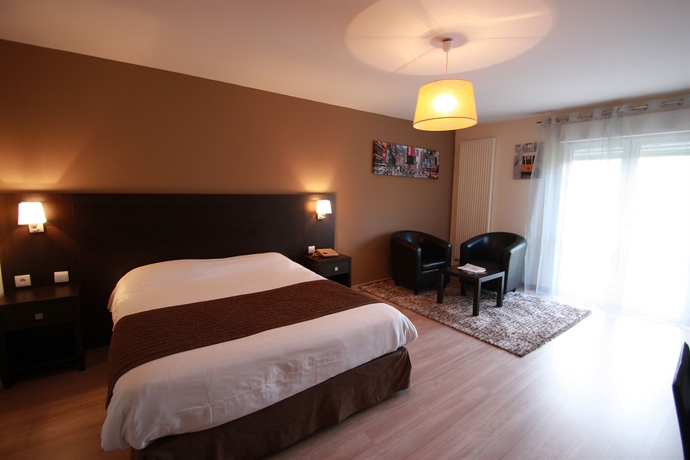 Imagen de la habitación del Hotel Château Du Clos De La Ribaudière. Foto 5