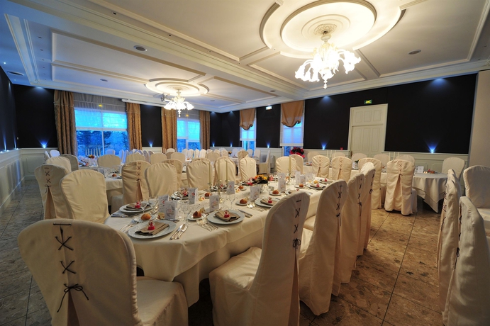 Imagen de los interiores del Hotel Château Du Clos De La Ribaudière. Foto 11