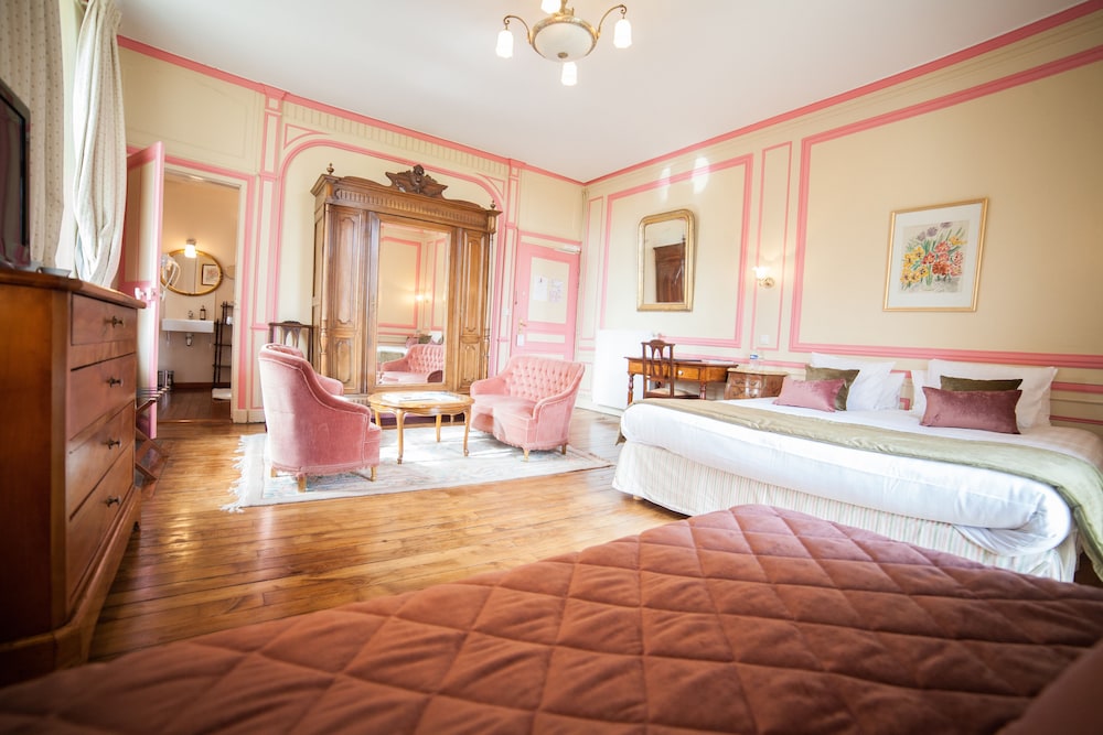Imagen de la habitación del Hotel Château Du Colombier. Foto 7