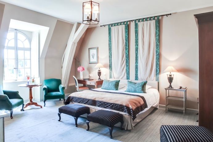 Imagen de la habitación del Hotel Ch&acirc;teau GOLF & SPA d'Augerville. Foto 8