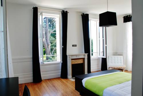 Imagen de la habitación del Hotel Ch&acirc;teau La Ch&egrave;ze. Foto 7