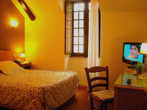 Imagen de la habitación del Hotel Ch&acirc;teau La Fleunie. Foto 6