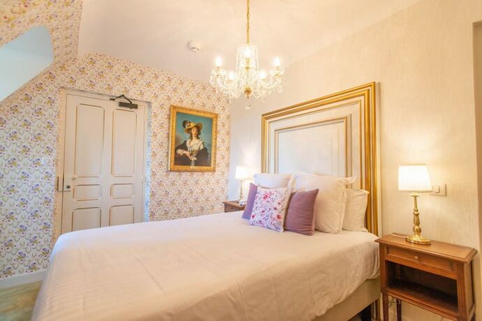 Imagen de la habitación del Hotel Château Le Prieuré - La Maison Younan. Foto 11
