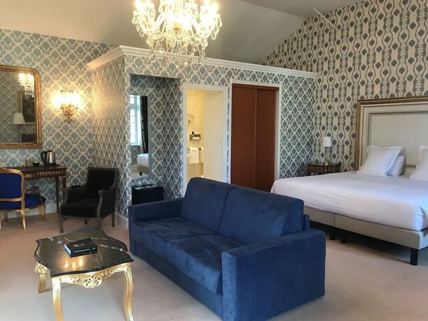 Imagen de la habitación del Hotel Château Le Prieuré - La Maison Younan. Foto 16