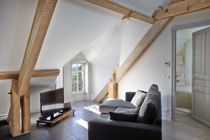 Imagen de la habitación del Hotel Ch&acirc;teau Les Carrasses. Foto 9