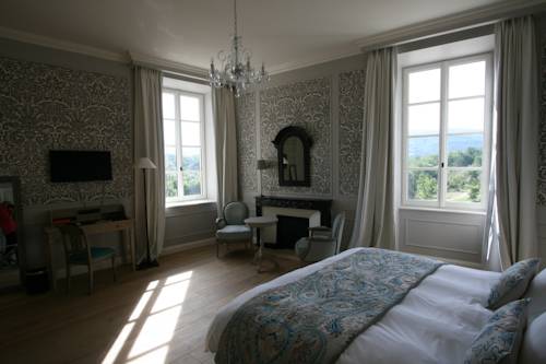 Imagen de la habitación del Hotel Ch&acirc;teau Les Oliviers De Salettes. Foto 4