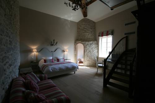 Imagen de la habitación del Hotel Ch&acirc;teau Les Oliviers De Salettes. Foto 11