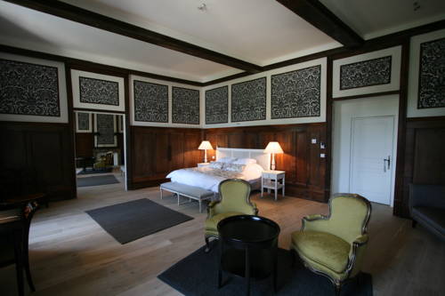 Imagen de la habitación del Hotel Ch&acirc;teau Les Oliviers De Salettes. Foto 14