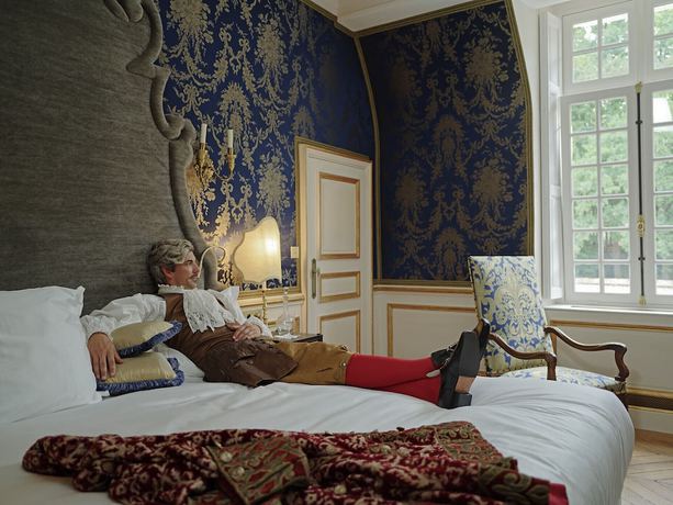 Imagen de la habitación del Hotel Ch&acirc;teau Louise de La Valli&egrave;re. Foto 15