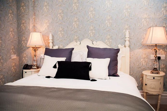 Imagen de la habitación del Hotel Ch&acirc;teau Rhianfa. Foto 5