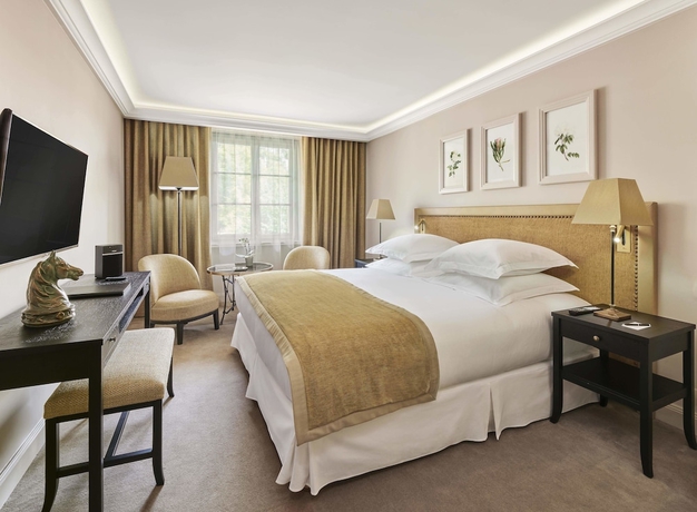 Imagen de la habitación del Hotel Ch&acirc;teau Saint-Jean. Foto 5