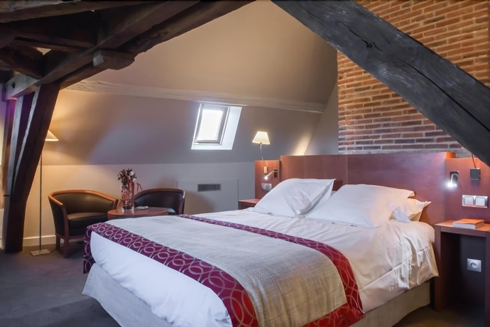 Imagen de la habitación del Hotel Château Sainte Sabine. Foto 13