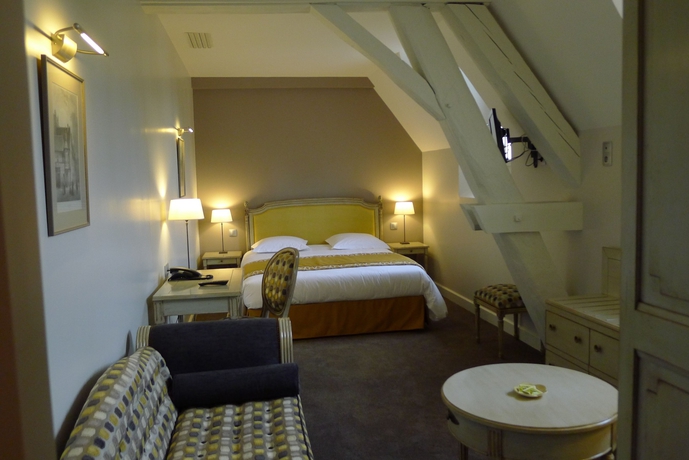 Imagen de la habitación del Hotel Château Sainte Sabine. Foto 16