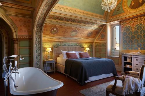 Imagen de la habitación del Hotel Ch&acirc;teau St Pierre de Serjac. Foto 6