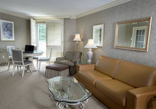 Imagen de la habitación del Hotel Ch&acirc;teau Vaudreuil. Foto 4