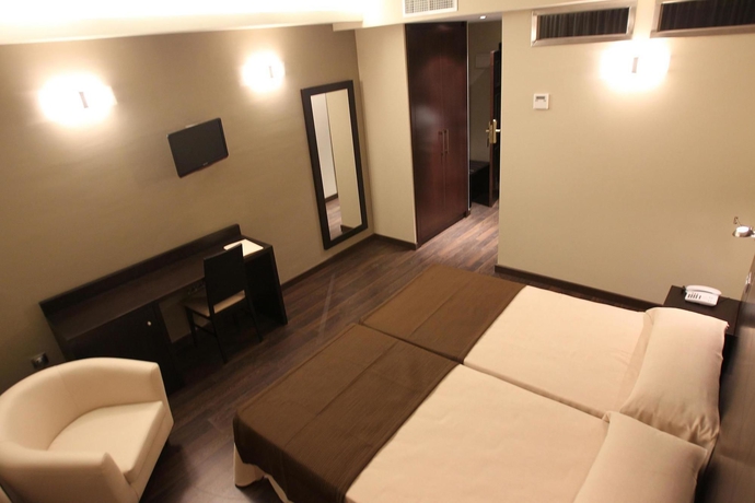 Imagen de la habitación del Hotel Château Viñasoro. Foto 12