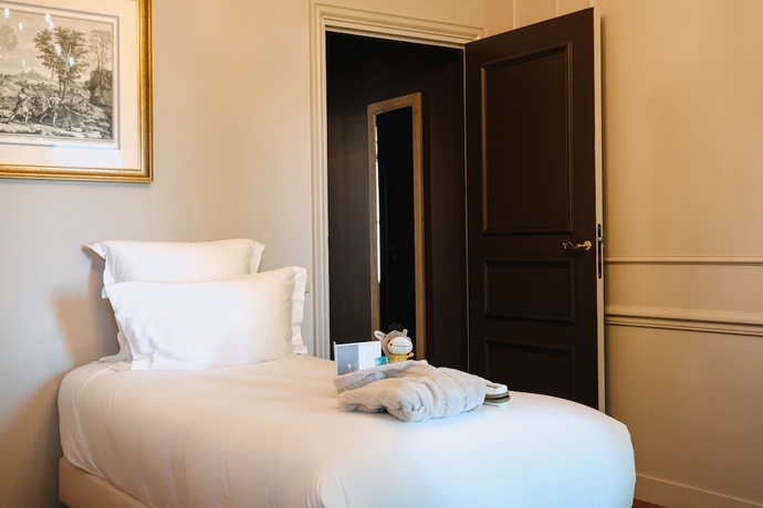 Imagen de la habitación del Hotel Ch&acirc;teau de Fonscolombe. Foto 4