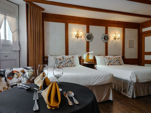 Imagen de la habitación del Hotel Ch&acirc;teau de Pierre. Foto 13
