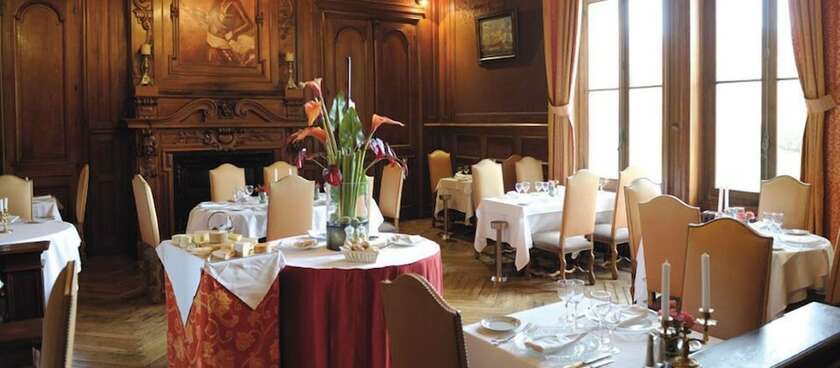 Imagen general del Hotel Ch&acirc;teau de la Tremblaye. Foto 4