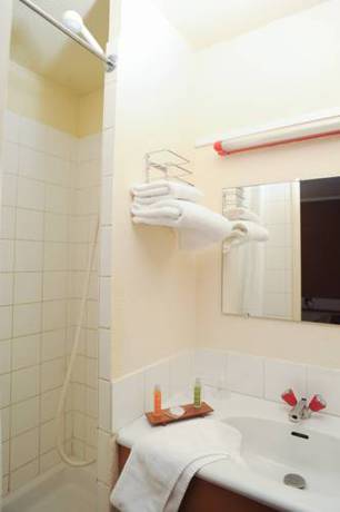 Imagen de la habitación del Hotel Château-Thierry Centre. Foto 4