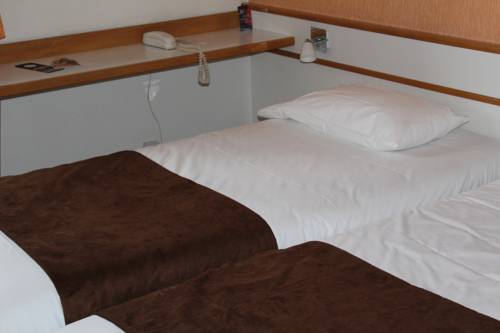 Imagen de la habitación del Hotel Château-Thierry Centre. Foto 6