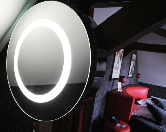 Imagen de la habitación del Hotel Ch&acirc;tellerie de Schoebeque. Foto 14