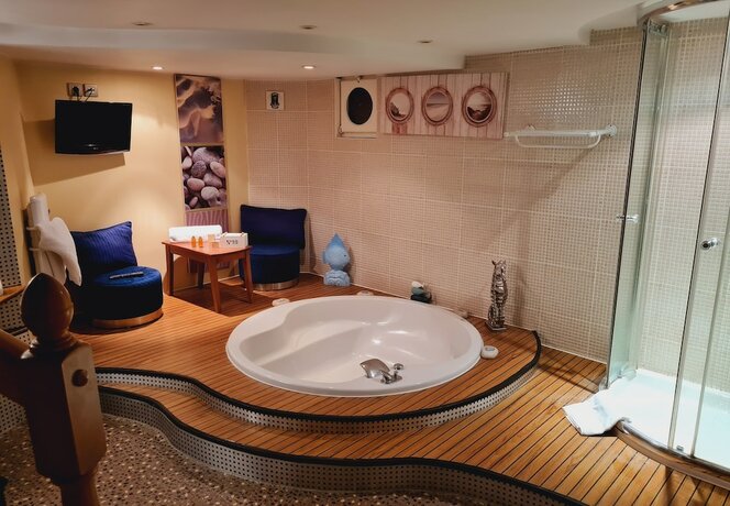 Imagen de la habitación del Hotel Ch&acirc;tellerie de Schoebeque. Foto 17