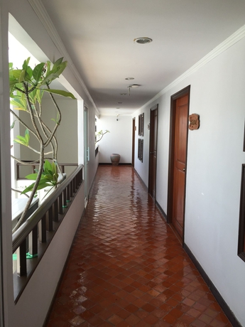 Imagen de los interiores del Hotel Chada Thai House. Foto 15