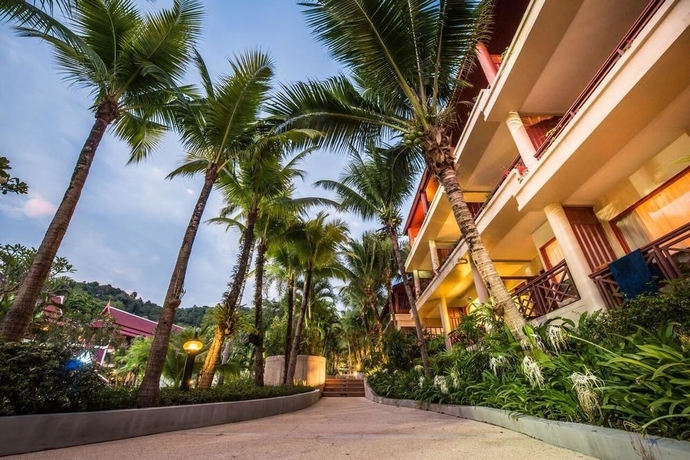 Imagen de los exteriores del Hotel Chada Thai Village. Foto 12