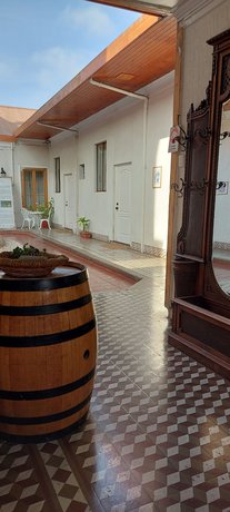 Imagen de los interiores del Hotel Chagual. Foto 16