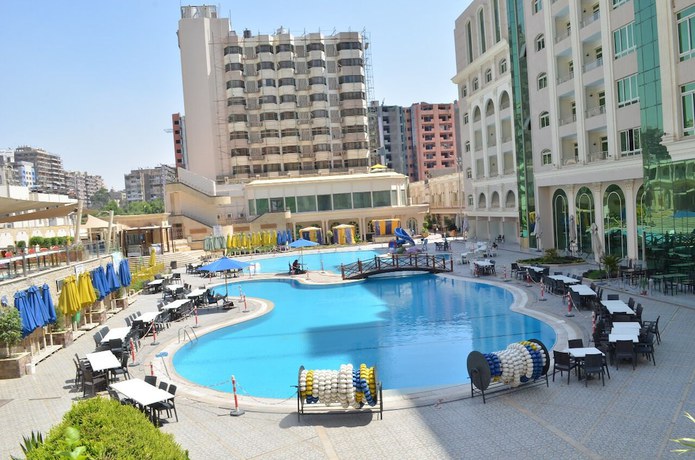 Imagen de la habitación del Hotel Chain Luxe Paradise. Foto 4