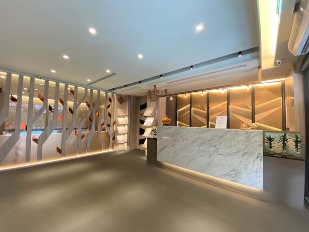 Imagen de los interiores del Hotel Chair Man. Foto 14