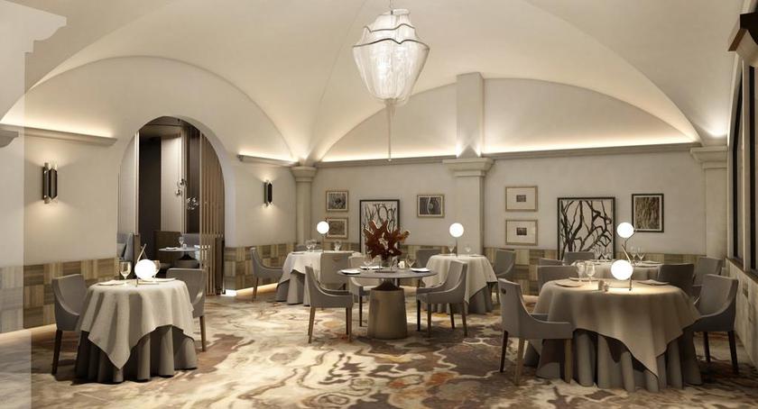 Imagen del bar/restaurante del Hotel Chais Monnet and Spa. Foto 4