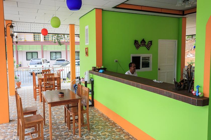 Imagen del bar/restaurante del Hotel Chaison Hill Resort Khanom. Foto 2