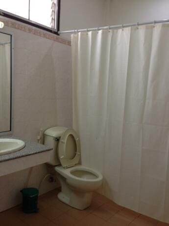 Imagen general del Hotel Chaisuk Bungalow. Foto 32