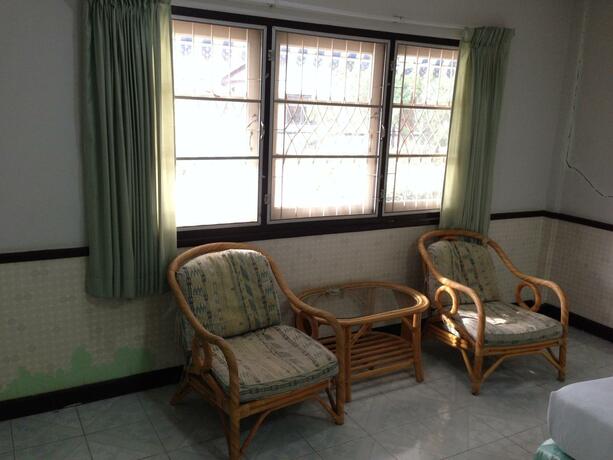 Imagen general del Hotel Chaisuk Bungalow. Foto 38