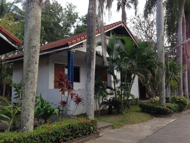 Imagen general del Hotel Chaisuk Bungalow. Foto 42