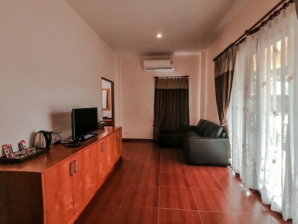 Imagen de la habitación del Hotel Chaithalay Khanom Resort. Foto 31